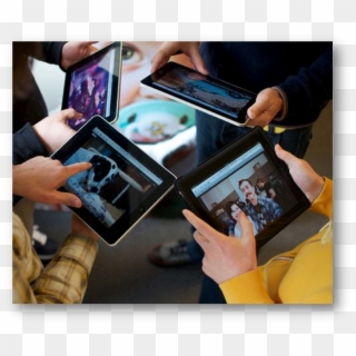 People Using Ipad, HD Png Download