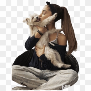 Ariana Grande Cuddling With A Cat - Ariana Grande And Dog, HD Png Download