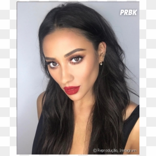 Shay Mitchell, De Pretty Little Liars\ - Shay Mitchell, HD Png Download