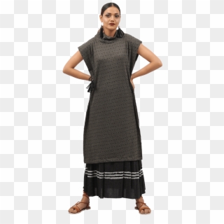 Bahubali 2 Turtle Neck Tunic & Black Gypsy Maxi Skirt - Formal Wear, HD Png Download