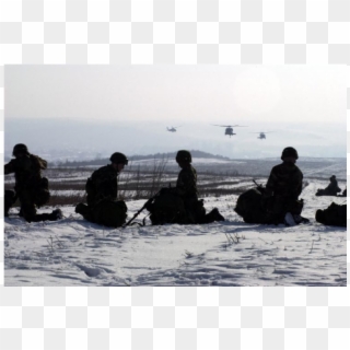 Soldiers Wait On The Snow Covered Ground As Uh-60 Blackhawks - Sea, HD Png Download