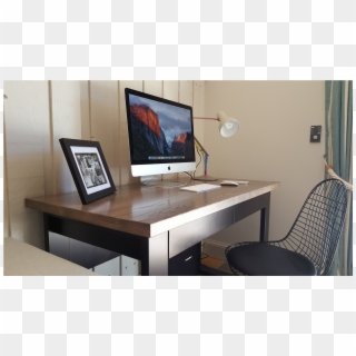 Contemporary Desk With Solid Wood Top - Computer Desk, HD Png Download