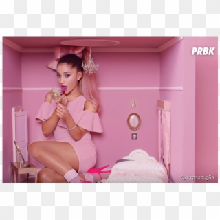 Ariana Grande É A Porta-voz Da Campanha Viva Glam\ - Ariana Grande Doll House, HD Png Download