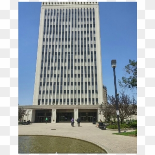 It Will Be A Busy Monday Night For Regina City Council - Commercial Building, HD Png Download