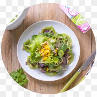 Ensalada Con Salsade Nata Sin Lactosa - Spinach Salad, HD Png Download