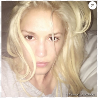 Gwen Stefani Se Dévoile Sans Maquillage Sur Sa Page - Gwen Stefani No Makeup, HD Png Download