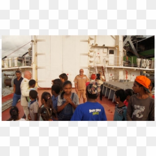 On The Call Of The Russian Oceanographic Research Vessel - Crowd, HD Png Download