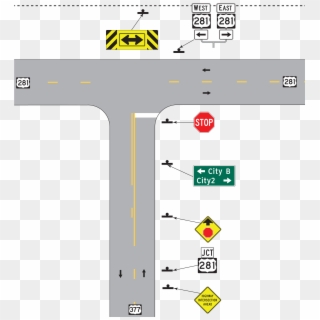 If The Large Arrow Sign Is Used, It Should Be - T Section Road, HD Png Download